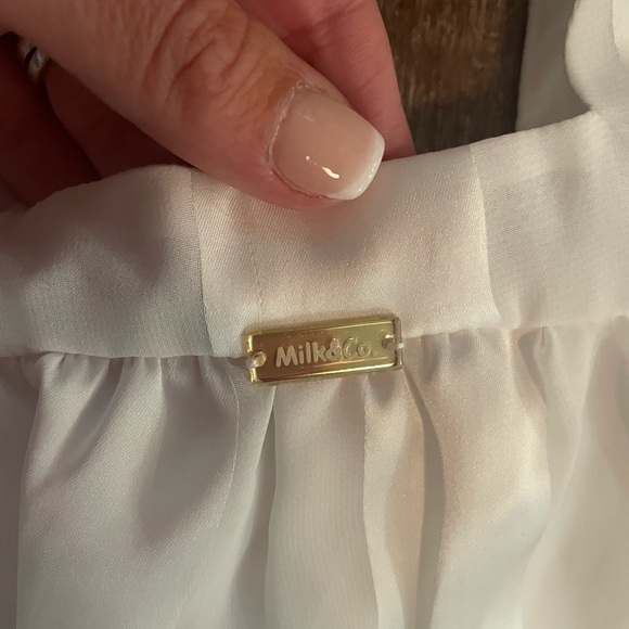 Girls white top blouse size 6. - Picture 2 of 3